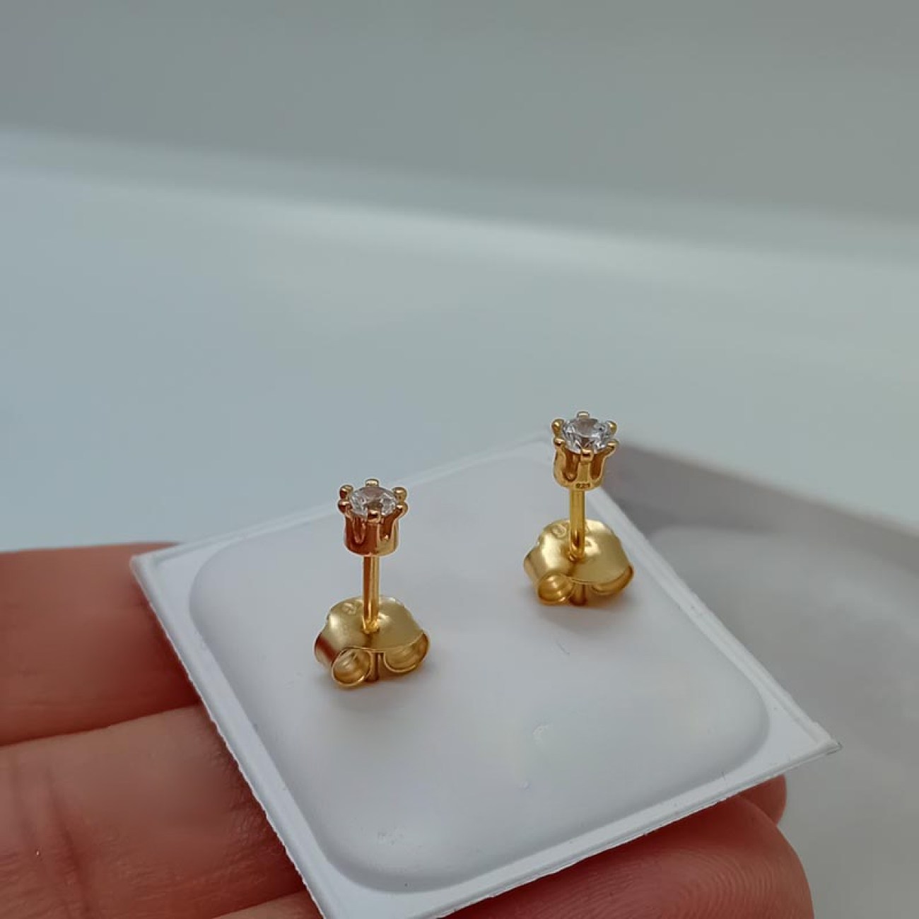 0f8a7deb-dc00-435e-89a3-356f49be56ad 1